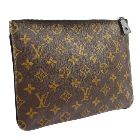 louis vuitton clutch weiß|Louis Vuitton evening clutch.